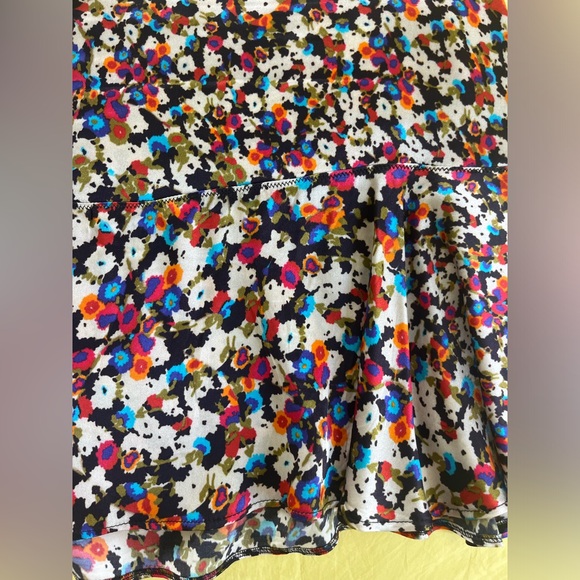 Joseph silk flower print skirt - Picture 2 of 6